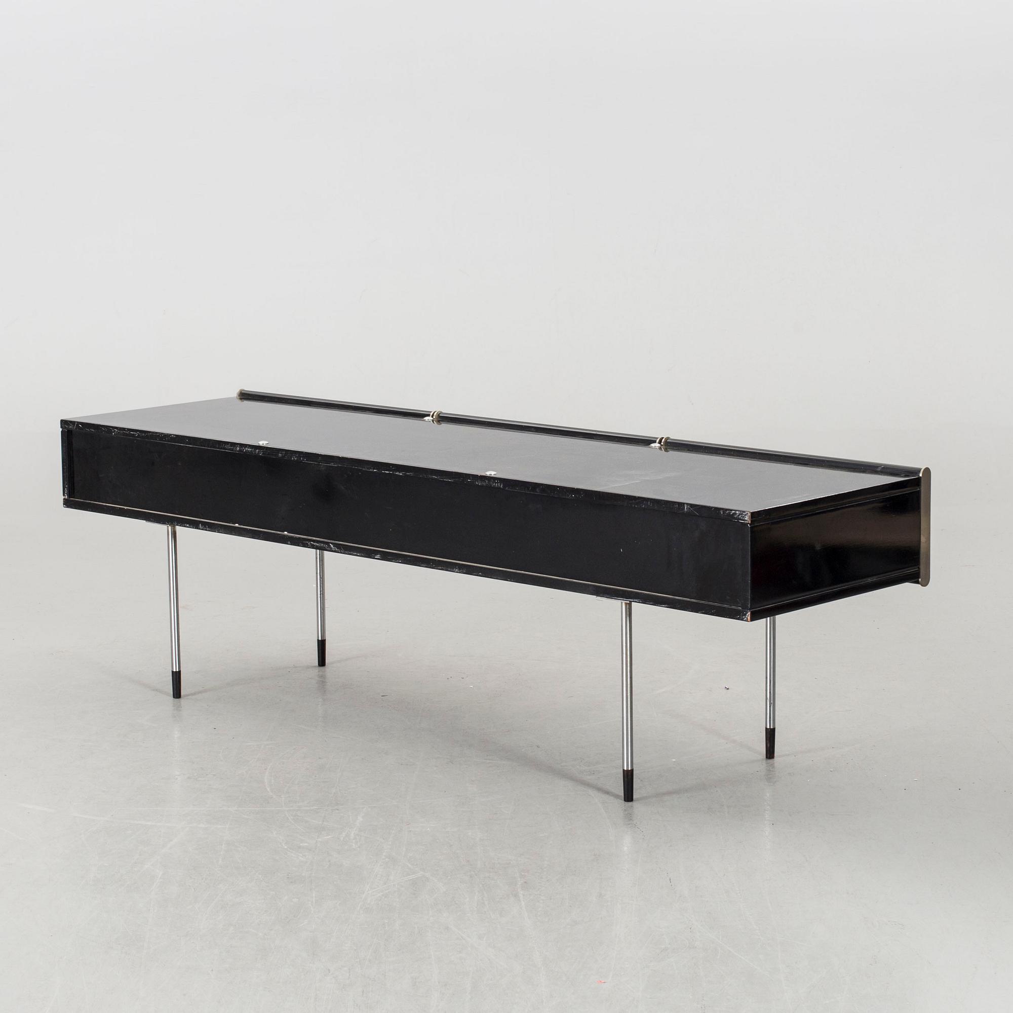 An italian 1970/80's sideboard.