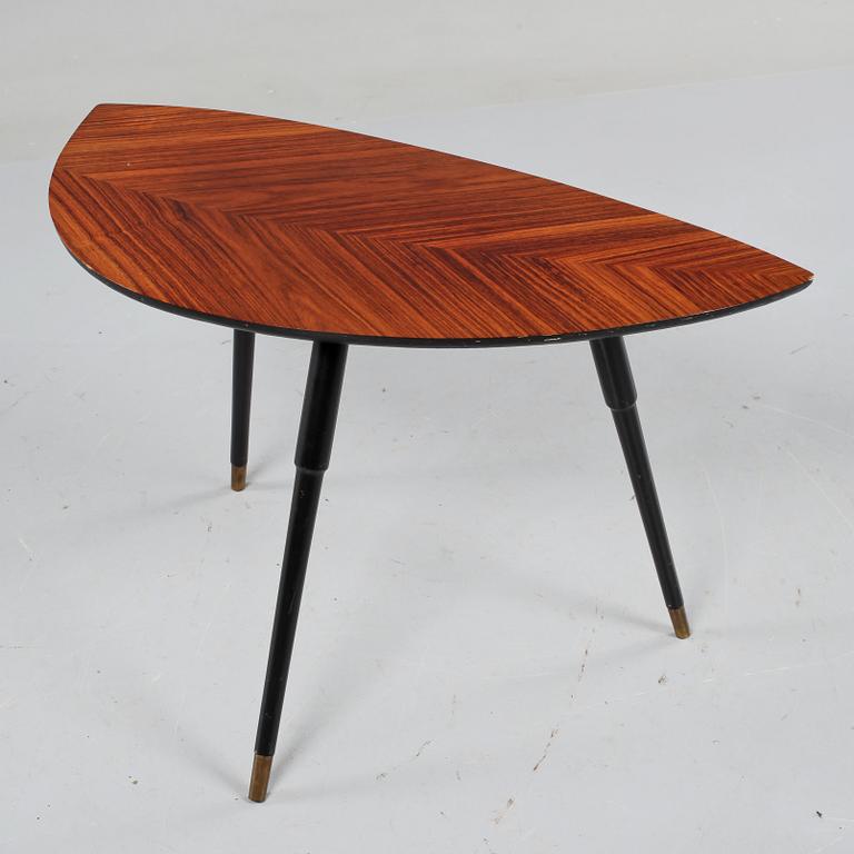 BORD, "Lövet", formgivet av Gillis Lundgren, för IKEA, 1955.