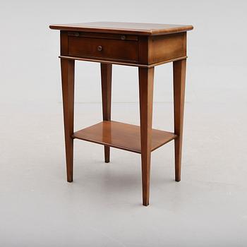 SÄNGBORD, Richelieu, Frankrike, 1900-talets andra hälft.