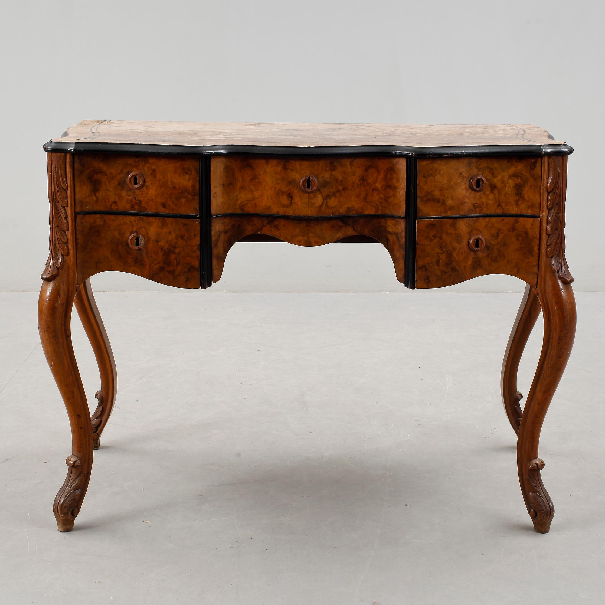 SKRIVBORD, nyrokoko, 1800-talets andra hälft.