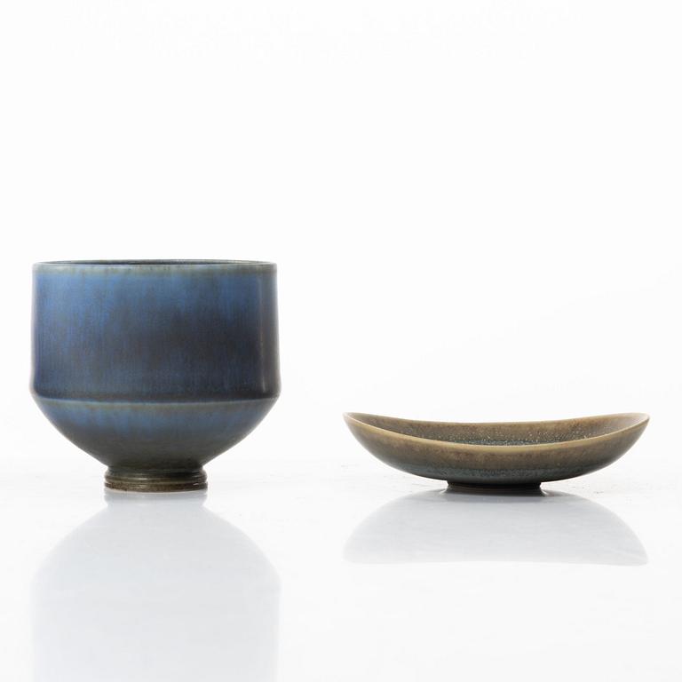 Berndt Friberg, & Stig Lindberg, a set of five stoneware bowls, Gustavsbergs Studio, 1950s–60s.