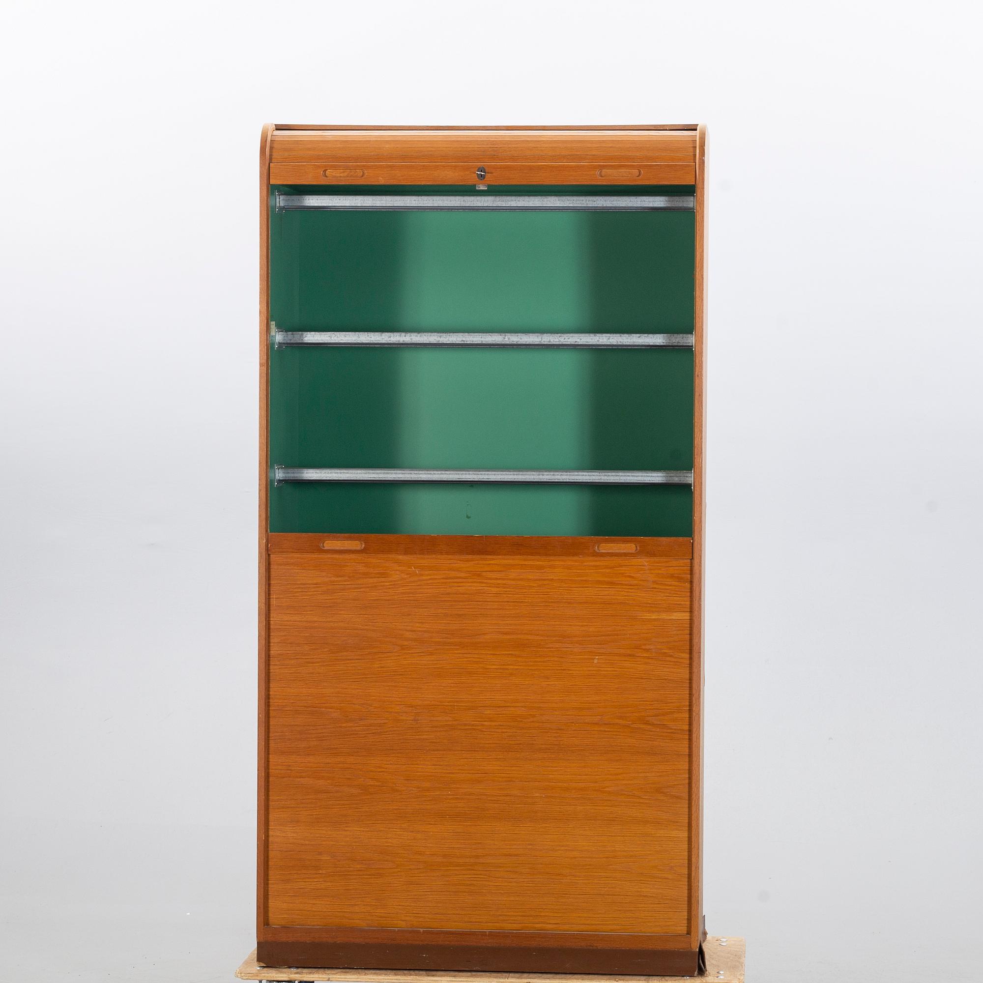 JALUSISKÅP 1900-talets andra hälft.