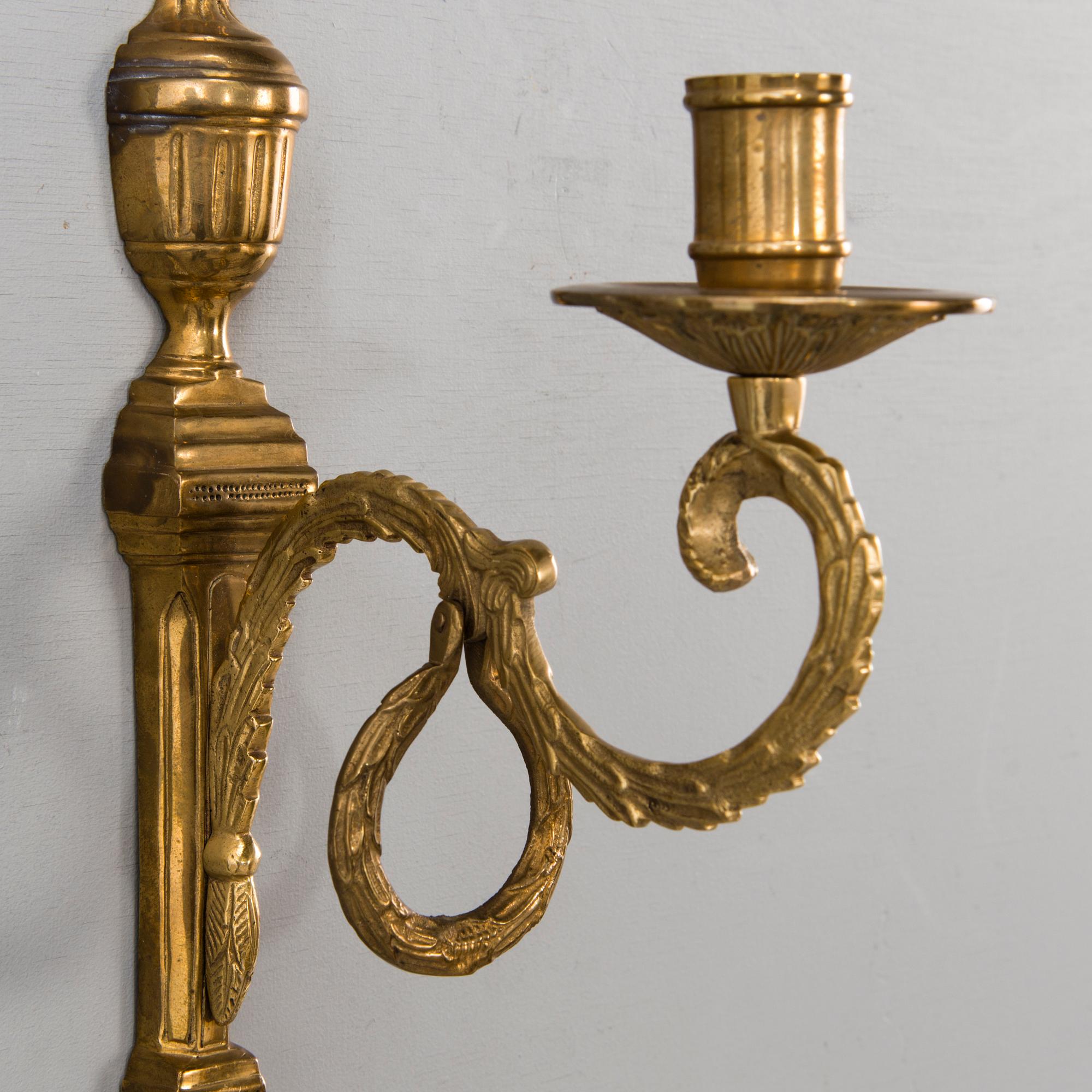 SEINÄLAMPETTIPARI, messinkiä, "Törne", Ikean 1700-luvun sarjaa, 1990-luku.