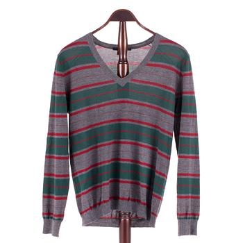 198. GUCCI, a men´s striped cashmere sweater, size M.