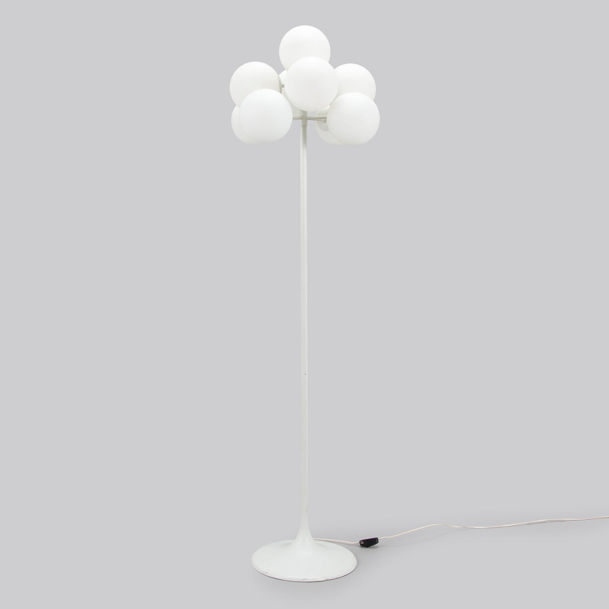 Max Bill, a 1960s/70s floor light, Temde Leuchte, Switzerland.