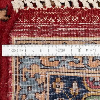 Matta, orientalisk, ca 245 x 150 cm.