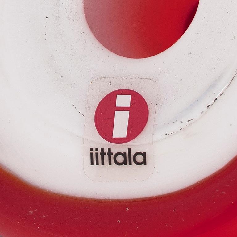 Oiva Toikka, glasfågel, signerad O. Toikka Nuutajärvi.