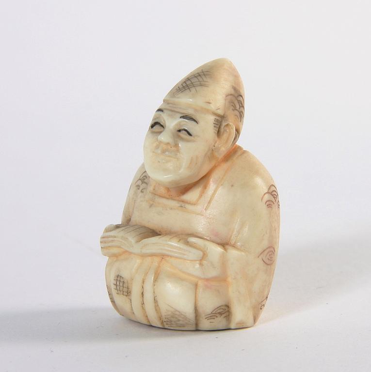 NETSUKE, 2 st, ben, Japan.