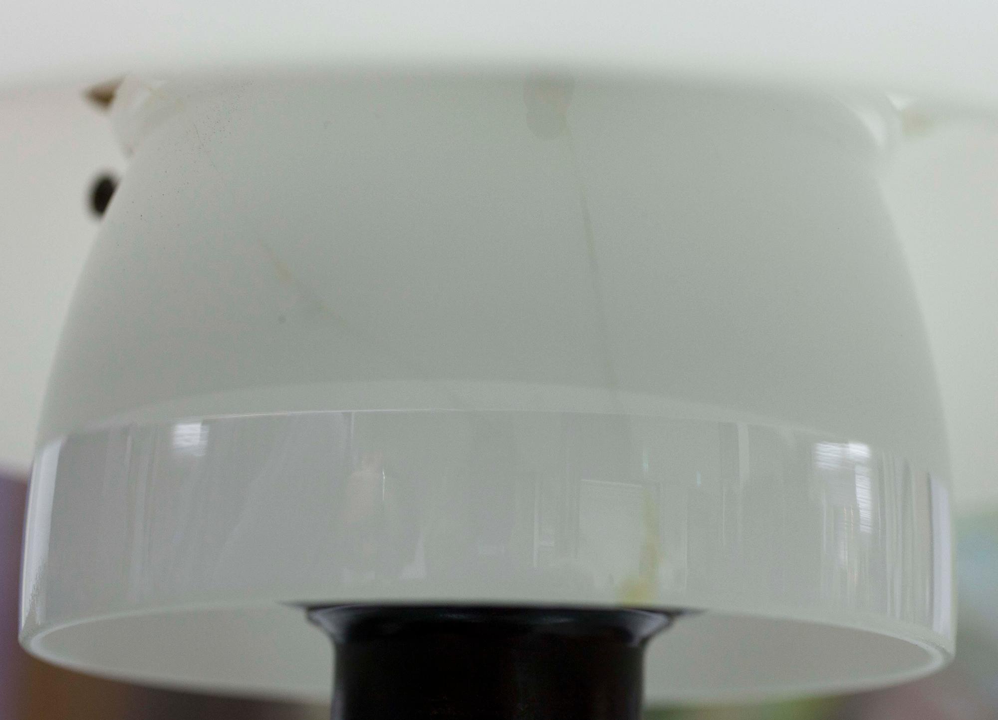 BORDSLAMPA, modell PH-80, Poul Henningsen, för Louis Poulsen Danmark 1940-tal.