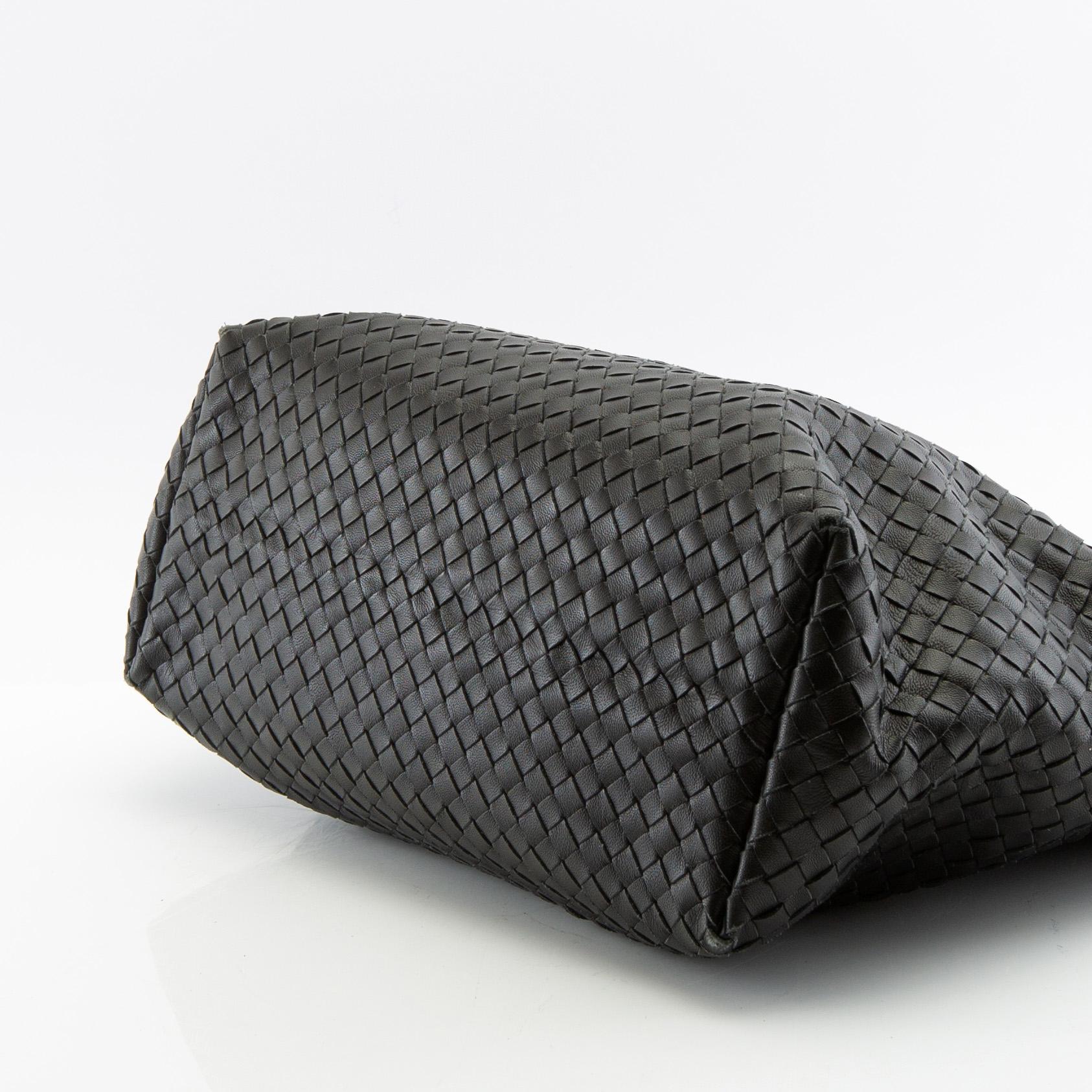 Bottega Veneta, bag, "Medium Garda".