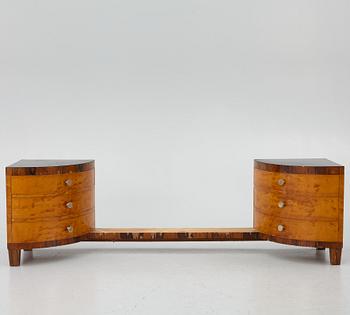 An Art Déco dressing table with large mirror, 1930's.