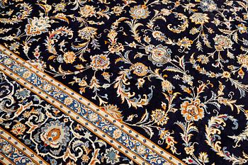 A Keshan carpet, c. 450 x 322 cm.