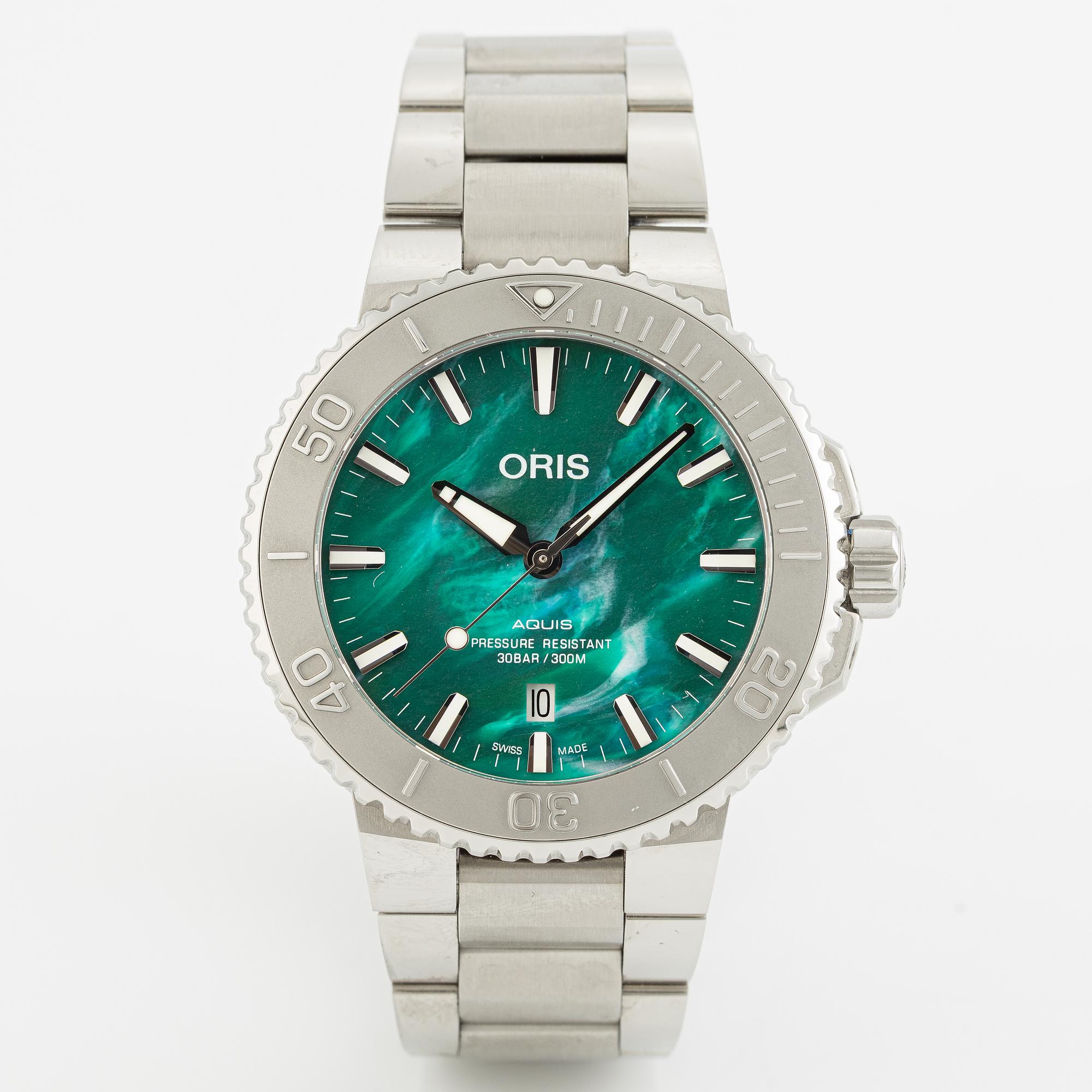 Oris X Bracenet, Aquis, "Fishing net dial", wristwatch, 43.5 mm.