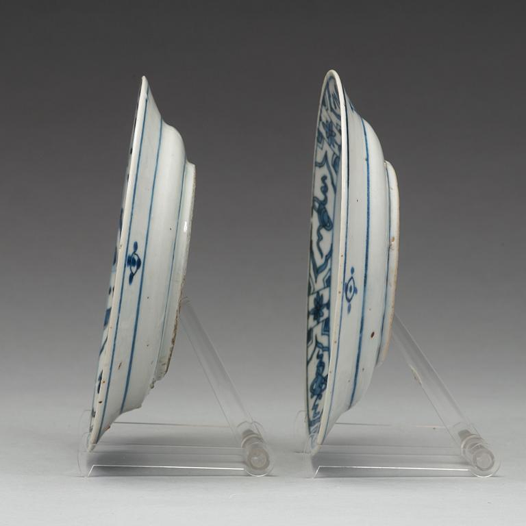 Two blue and white dishes, Ming dynasty, Tianqi (1621-27).