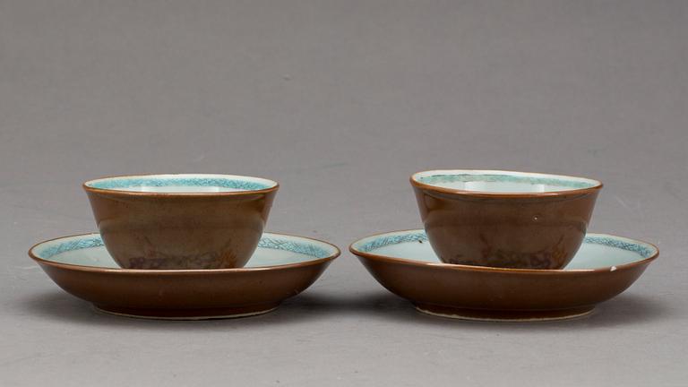 KOPPAR MED FAT, 2 st, Kina, Qianlong (1736-1795), porslin.