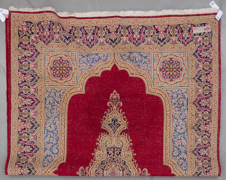 MATTA, Kirman, old/semiantik. Ca 308x201 cm.