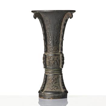 An archaistic bronze vase, Gu, late Ming dynasty/early Qing dynasty.