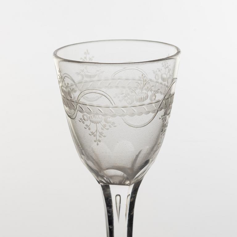 A group of 16 glasses (8+4+4), 19th century.