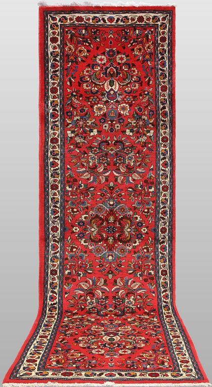 Gallerimatta, Saruk, 310 x 84 cm.