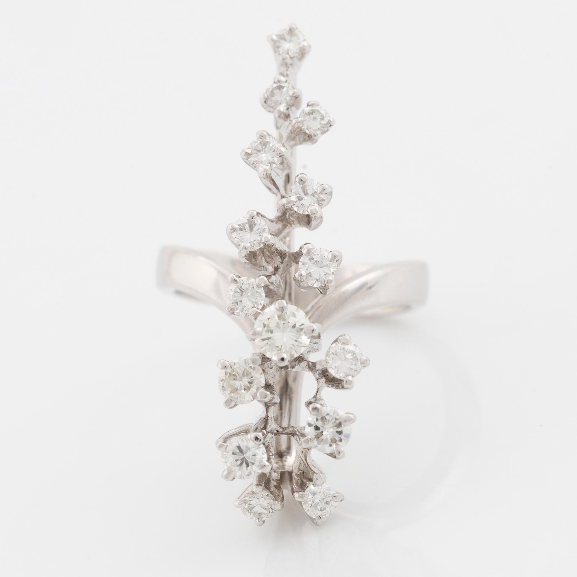 Brilliant cut diamond ring.