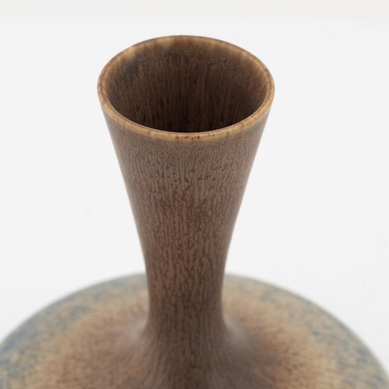 Sven Wejsfelt, a stoneware vase, Gustavsberg studio, Sweden 1988.