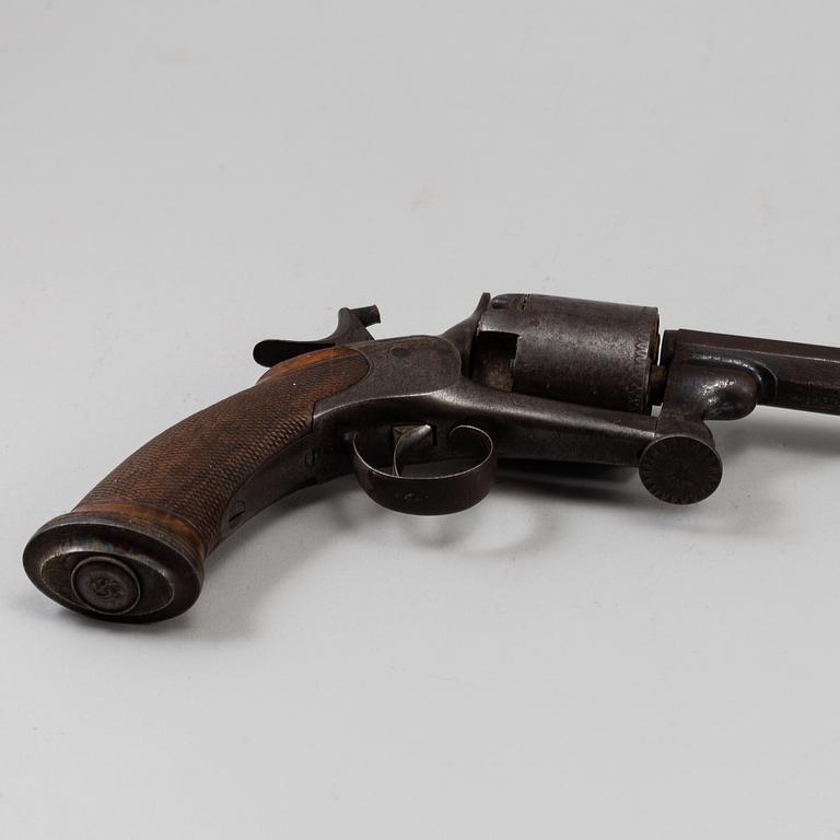 REVOLVER, 1800-talets mitt.