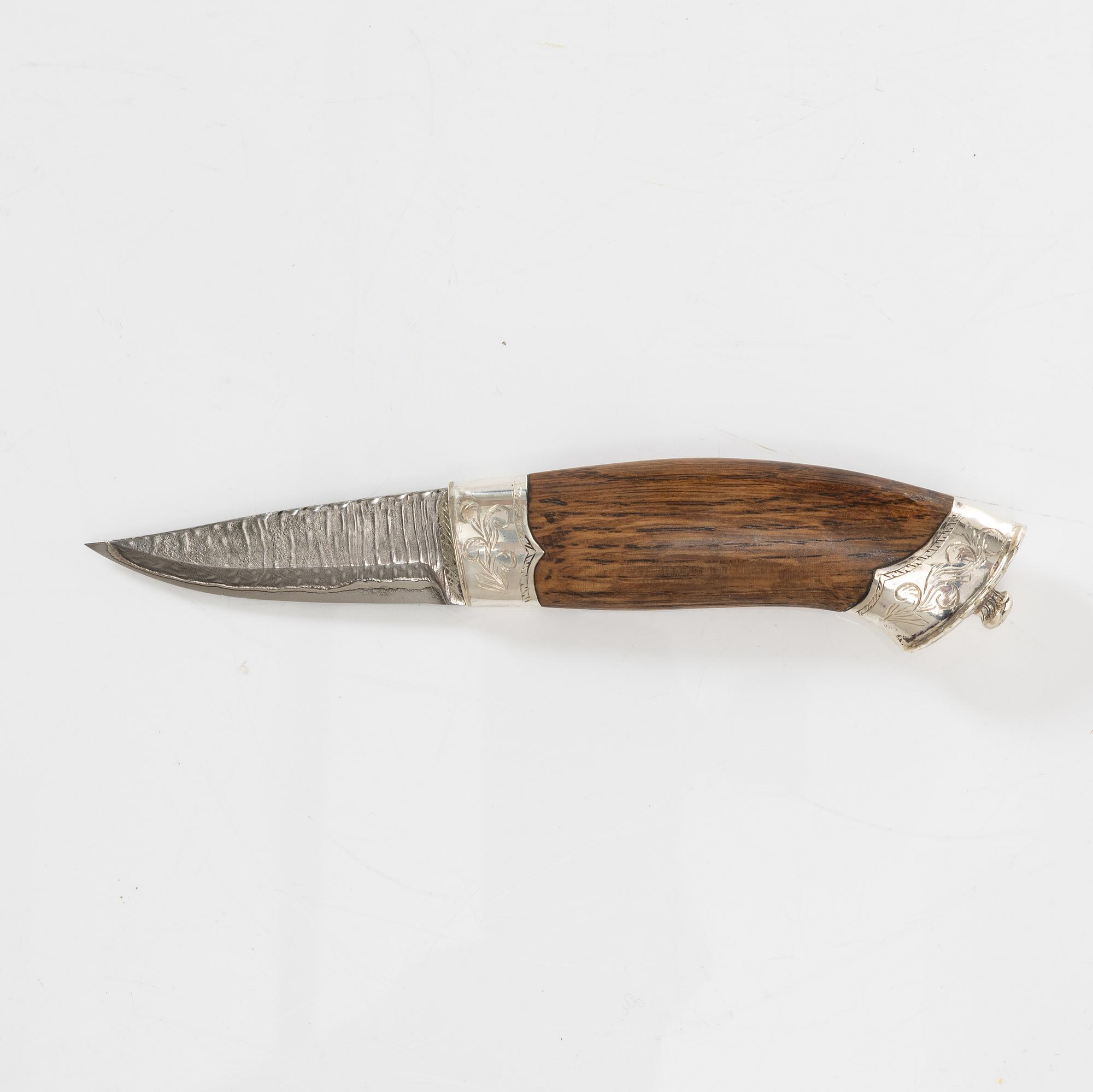 Knife-Jocke (Jan Olsson) Sörböle, knife in sheath, signed.