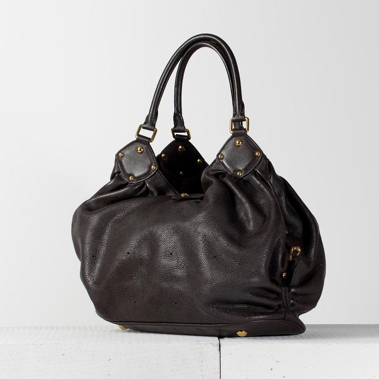 VÄSKA, "Mahina", Louis Vuitton.