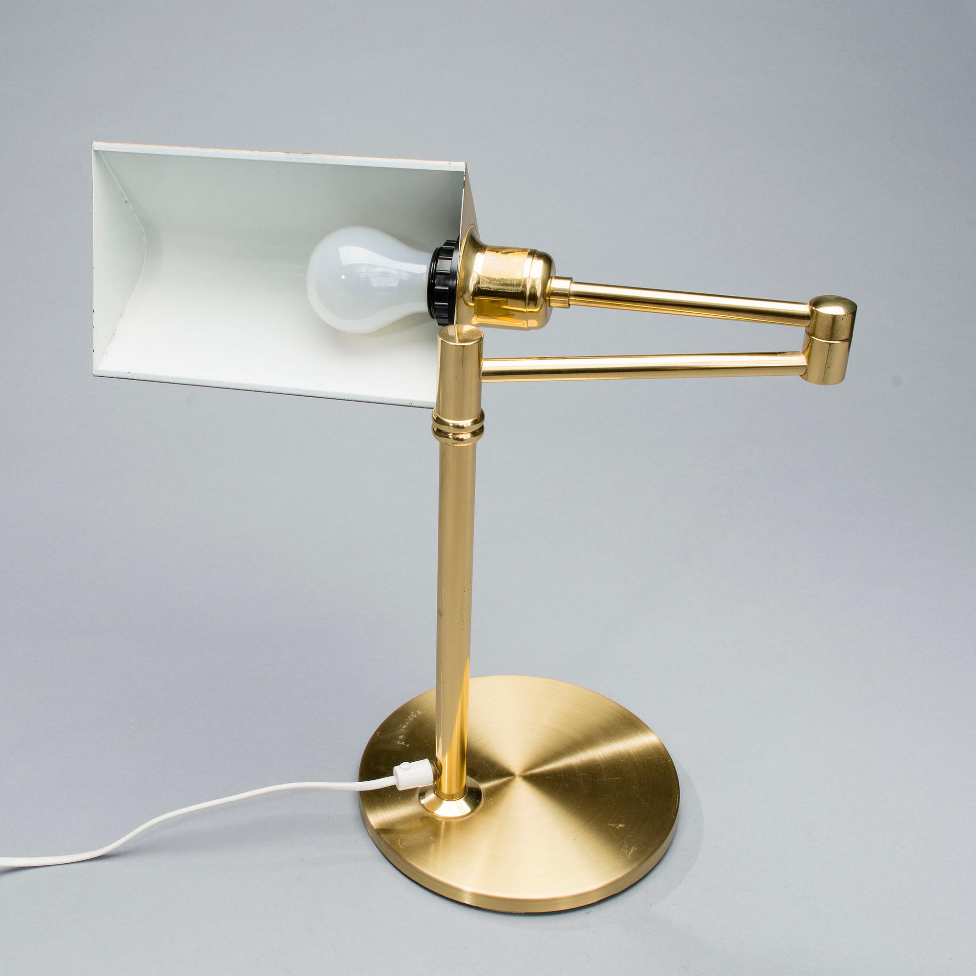 BORDSLAMPA, mässing, Ewå, Värnamo, 1900-talets sista kvartal.