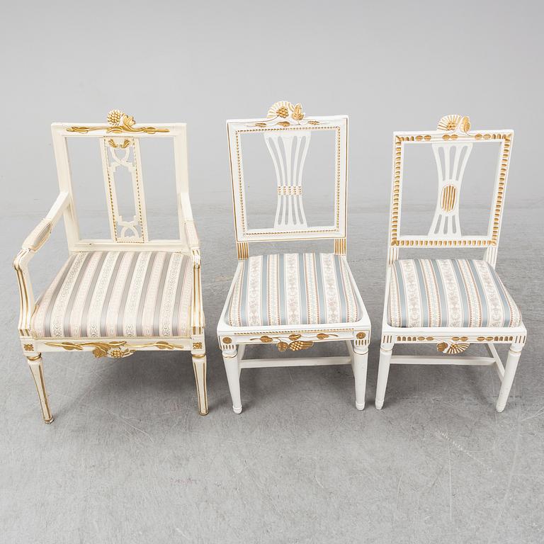 STOLAR 6 st (4+2) och KARMSTOLAR ett par, gustavianska, Lindome, sent 1700-tal.