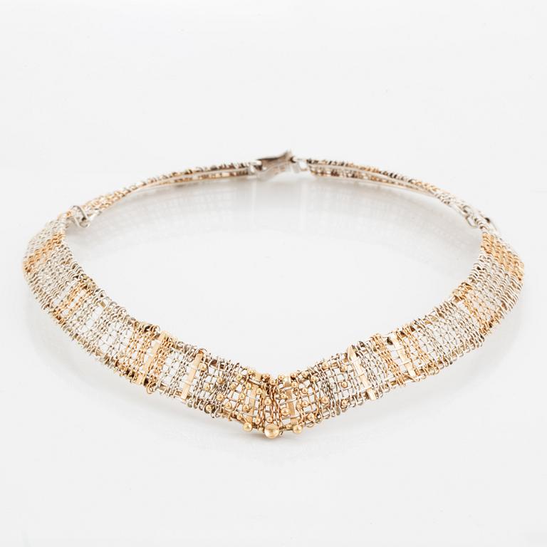 Högbergs Eftr Anette & Marie Silver, Göteborg, 2010, a necklace.