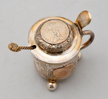 SENAPSKAR MED SKED, silver, Gustaf Möllenborg, Stockholm 1895. Vikt ca 64 g.