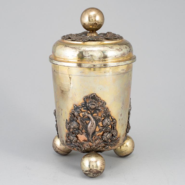 A German late 17th century parcel-gilt silver beaker and cover, mark of Joh.Paul Schmidt, Leipzig 1692-1694.