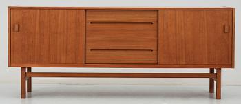 SIDEBOARD, "Arild", Nils Johnsson, Troeds, Bjärnum, 1900-talets andra hälft.