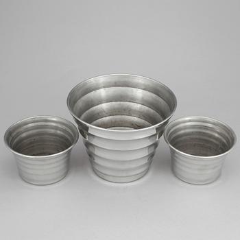 ESTRID ERICSON, ytterfoder 3 st, Firma Svenskt Tenn, Stockholm 1993. Modellen formgiven under 1920-talet.