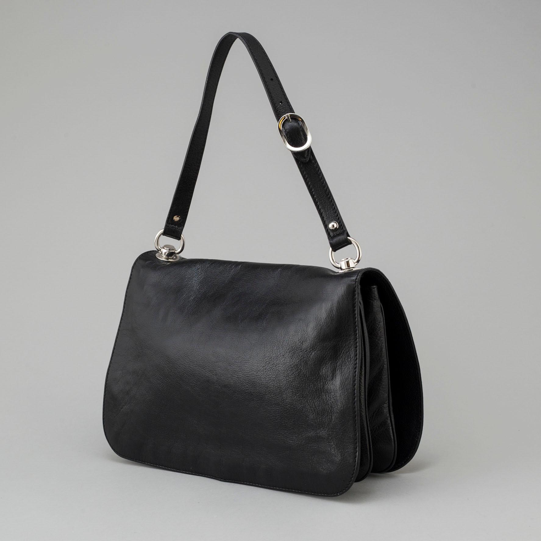 A bag by Gucci.