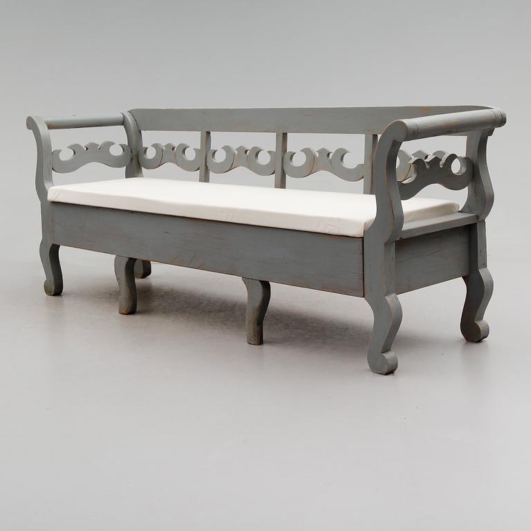 SOFFA, 1800-talets mitt.