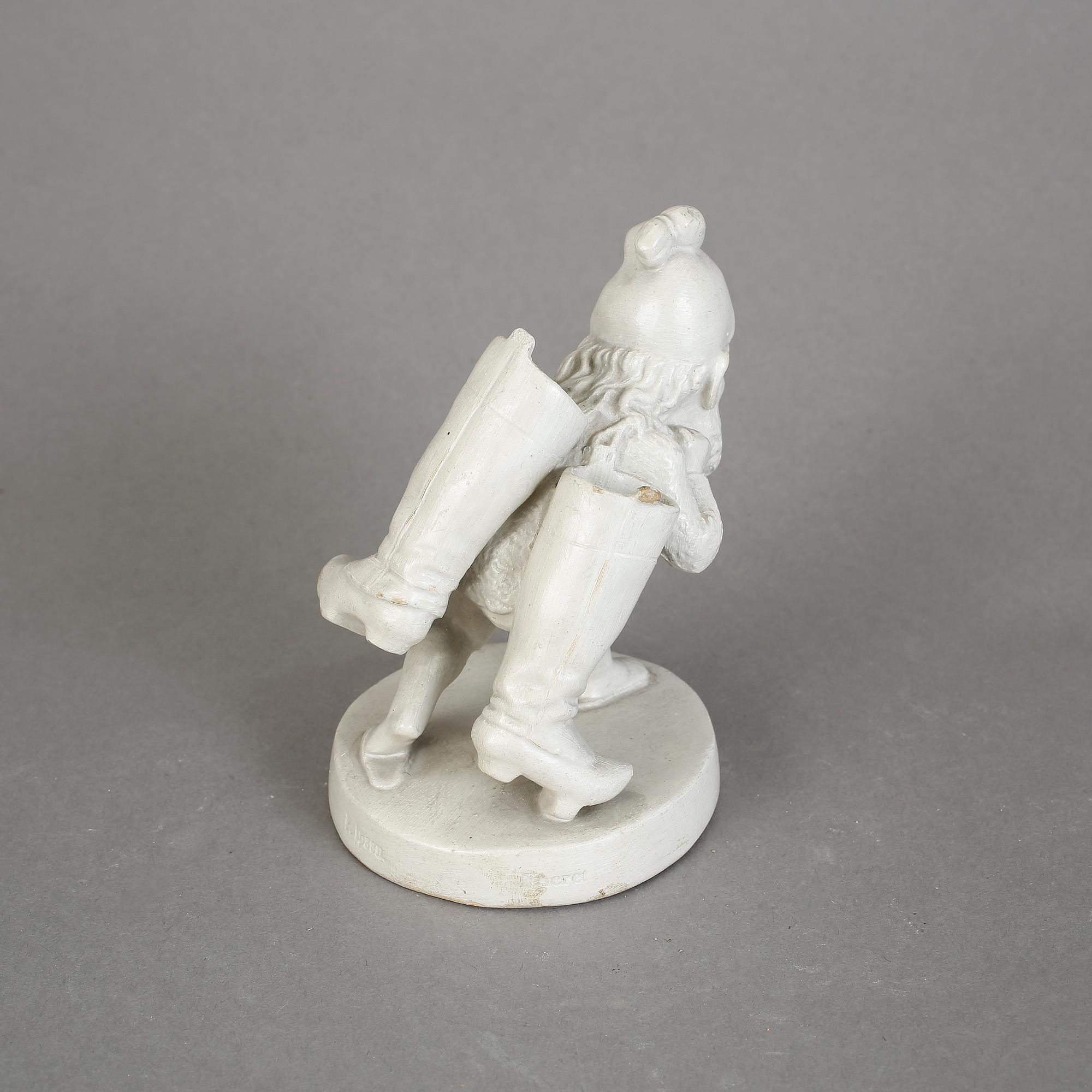 FIGURIN, keramik, 1900-talets första hälft. P.Ipsen, Eneret.