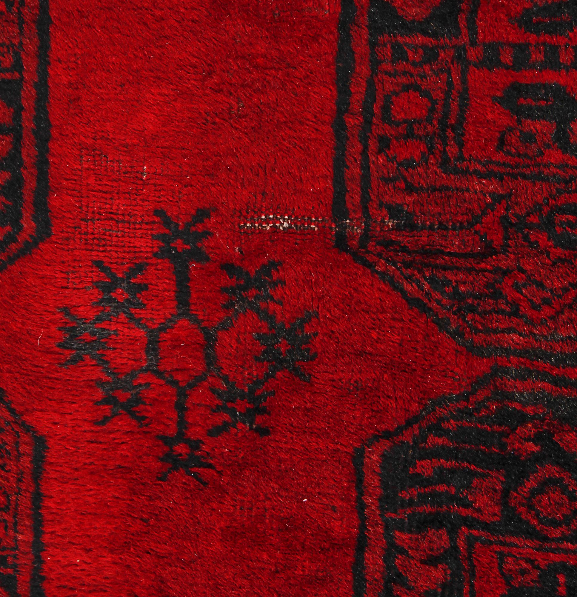 MATTA, Afghan, 1900-talets andra hälft, 198 x 168 cm.