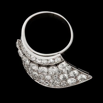 RING med gammalslipade diamanter totalt ca 4.00 ct, graverad Tiffany & Co.