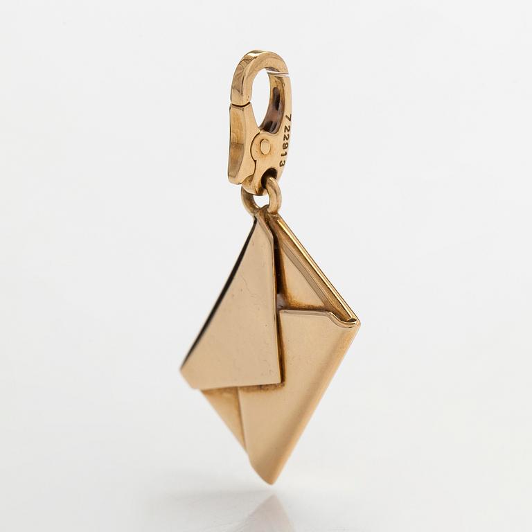 Cartier, an 18K gold letter pendant/charm.