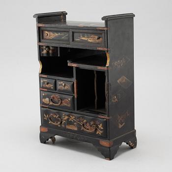 A small cabinet from Japan, early 20th century.