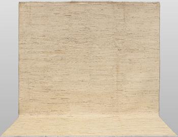 Matta, Marocko design, ca 292 x 258 cm.