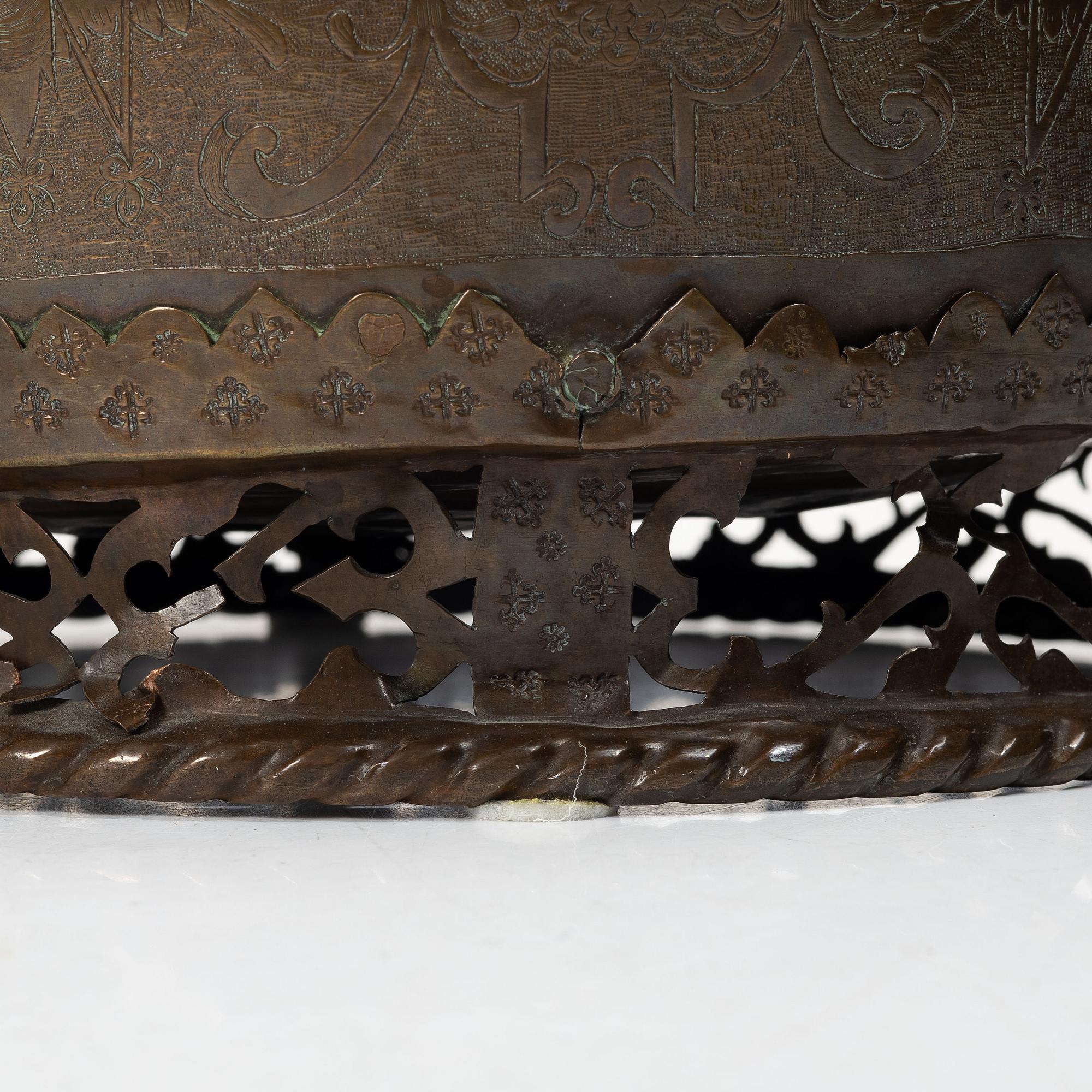 Copper cauldron, Baroque. 17th/18th century.