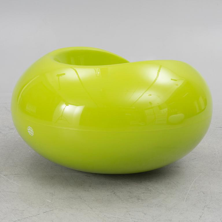 Eero Aarnio, armchair "Pastil", Eero Aarnio Originals, Finland 2022.
