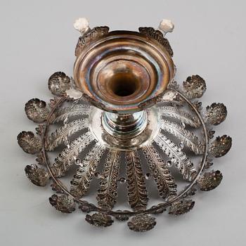 SKÅL PÅ FOT, silver, Gustaf Möllenborg, Stockholm 1837. Vikt ca 659 gram.