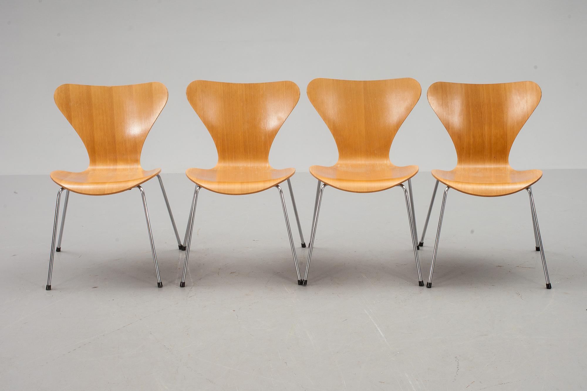 STOLAR, 4 st, "Sjuan", Arne Jacobsen, Fritz Hansen.