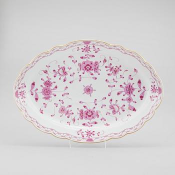 A porcelain serving dish, by Teichert-Werke in Meissen, second half of the 20th century.