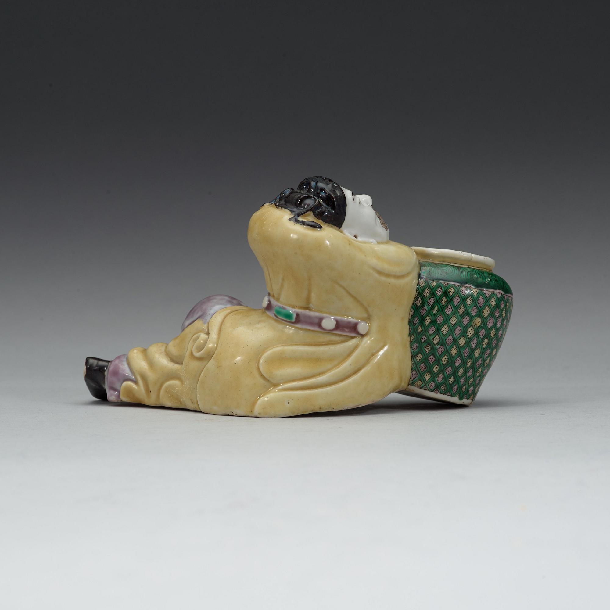 A famille verte figure of Li Bai, Qing dynasty, Kangxi (1662-1722).