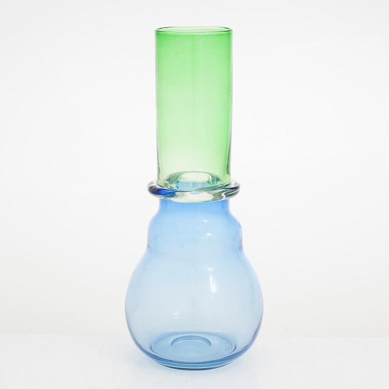 Oiva Toikka, vas, OT 13, signerad O.Toikka Nuutajärvi Notsjö -65, 33/100.